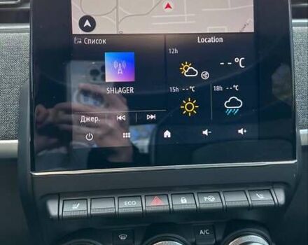 Красный Рено Зое, объемом двигателя 0 л и пробегом 95 тыс. км за 13000 $, фото 21 на Automoto.ua