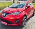 Красный Рено Зое, объемом двигателя 0 л и пробегом 95 тыс. км за 13000 $, фото 1 на Automoto.ua