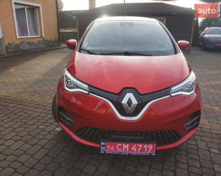 Красный Рено Зое, объемом двигателя 0 л и пробегом 137 тыс. км за 12500 $, фото 13 на Automoto.ua
