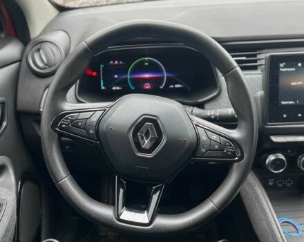 Красный Рено Зое, объемом двигателя 0 л и пробегом 62 тыс. км за 13500 $, фото 11 на Automoto.ua