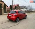 Красный Рено Зое, объемом двигателя 0 л и пробегом 66 тыс. км за 12800 $, фото 4 на Automoto.ua