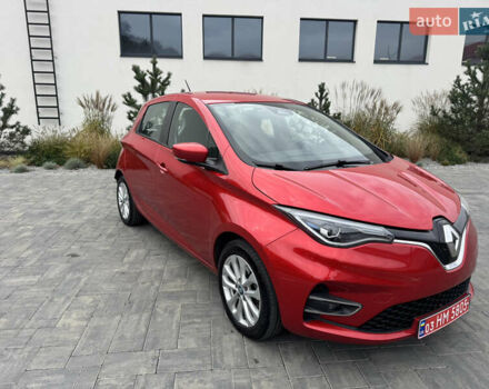 Красный Рено Зое, объемом двигателя 0 л и пробегом 117 тыс. км за 11900 $, фото 1 на Automoto.ua