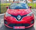 Красный Рено Зое, объемом двигателя 0 л и пробегом 95 тыс. км за 13000 $, фото 1 на Automoto.ua