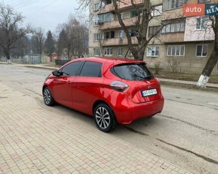 Красный Рено Зое, объемом двигателя 0 л и пробегом 66 тыс. км за 12800 $, фото 2 на Automoto.ua