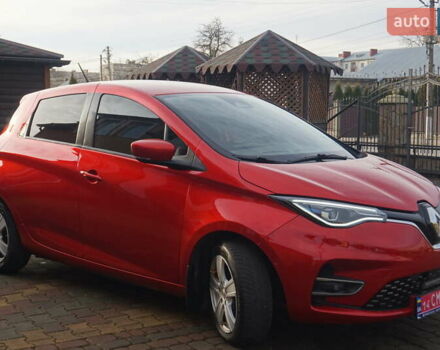 Красный Рено Зое, объемом двигателя 0 л и пробегом 137 тыс. км за 12500 $, фото 4 на Automoto.ua