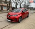 Красный Рено Зое, объемом двигателя 0 л и пробегом 66 тыс. км за 12800 $, фото 1 на Automoto.ua