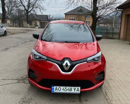 Красный Рено Зое, объемом двигателя 0 л и пробегом 66 тыс. км за 12800 $, фото 6 на Automoto.ua
