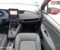 Красный Рено Зое, объемом двигателя 0 л и пробегом 21 тыс. км за 13900 $, фото 41 на Automoto.ua