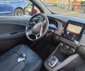 Красный Рено Зое, объемом двигателя 0 л и пробегом 52 тыс. км за 14444 $, фото 39 на Automoto.ua