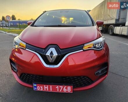 Красный Рено Зое, объемом двигателя 0 л и пробегом 52 тыс. км за 14444 $, фото 8 на Automoto.ua
