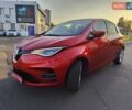 Красный Рено Зое, объемом двигателя 0 л и пробегом 52 тыс. км за 14444 $, фото 4 на Automoto.ua