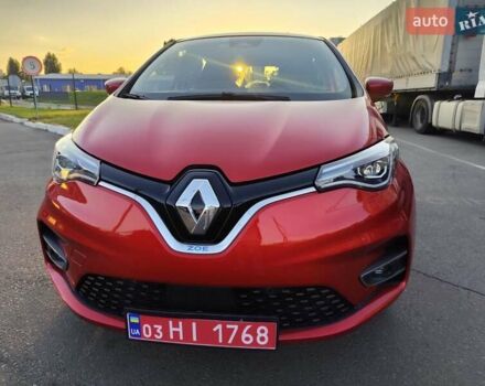 Красный Рено Зое, объемом двигателя 0 л и пробегом 52 тыс. км за 14444 $, фото 9 на Automoto.ua
