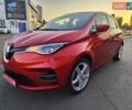 Красный Рено Зое, объемом двигателя 0 л и пробегом 52 тыс. км за 14444 $, фото 1 на Automoto.ua
