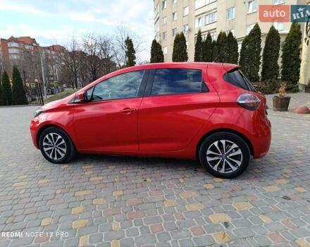 Красный Рено Зое, объемом двигателя 0 л и пробегом 21 тыс. км за 13999 $, фото 6 на Automoto.ua