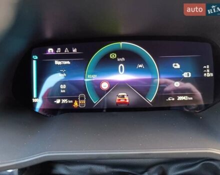 Красный Рено Зое, объемом двигателя 0 л и пробегом 21 тыс. км за 13999 $, фото 1 на Automoto.ua