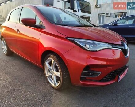 Красный Рено Зое, объемом двигателя 0 л и пробегом 52 тыс. км за 14444 $, фото 5 на Automoto.ua