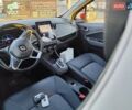 Красный Рено Зое, объемом двигателя 0 л и пробегом 52 тыс. км за 14444 $, фото 53 на Automoto.ua