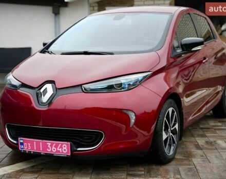 Красный Рено Зое, объемом двигателя 0 л и пробегом 133 тыс. км за 9800 $, фото 1 на Automoto.ua