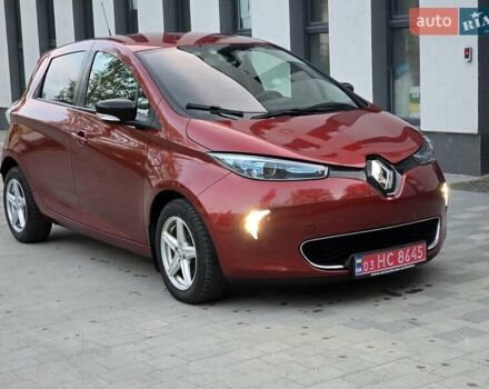 Рено Зое 2017 в Львове на Automoto.ua Красный Рено Зое, объемом двигателя 0 л и пробегом 144 тыс. км за 8750 $, фото 1 на Automoto.ua