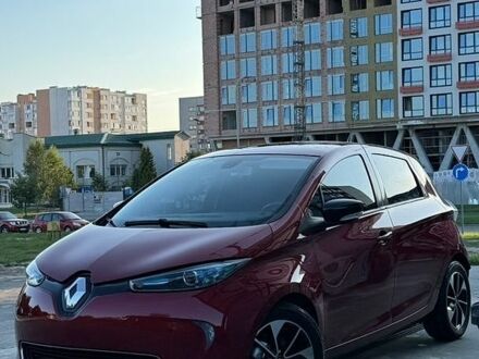 Червоний Рено Зое, об'ємом двигуна 0 л та пробігом 115 тис. км за 10777 $, фото 1 на Automoto.ua