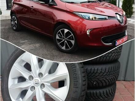 Красный Рено Зое, объемом двигателя 0 л и пробегом 77 тыс. км за 10500 $, фото 1 на Automoto.ua