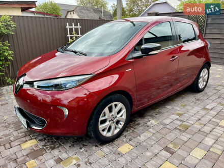 Красный Рено Зое, объемом двигателя 0 л и пробегом 98 тыс. км за 10399 $, фото 1 на Automoto.ua