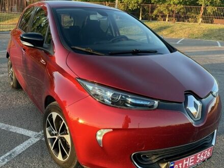 Рено Зое 2018 в Луцке на Automoto.ua Красный Рено Зое, объемом двигателя 0 л и пробегом 92 тыс. км за 9100 $, фото 1 на Automoto.ua