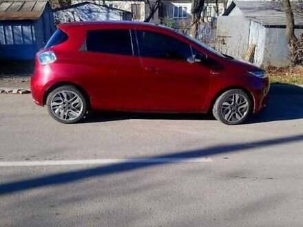 Красный Рено Зое, объемом двигателя 0 л и пробегом 105 тыс. км за 8600 $, фото 1 на Automoto.ua