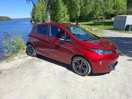 Рено Зое 2019 в Киеве на Automoto.ua Красный Рено Зое, объемом двигателя 0 л и пробегом 2 тыс. км за 8100 $, фото 1 на Automoto.ua
