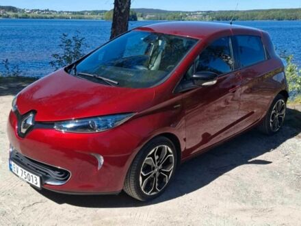 Рено Зое 2019 у Києві на Automoto.ua Червоний Рено Зое, об'ємом двигуна 0 л та пробігом 2 тис. км за 6900 $, фото 1 на Automoto.ua