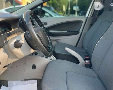 Рено Зое, об'ємом двигуна 0 л та пробігом 58 тис. км за 11300 $, фото 8 на Automoto.ua