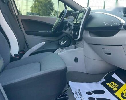 Рено Зое, об'ємом двигуна 0 л та пробігом 58 тис. км за 11300 $, фото 11 на Automoto.ua