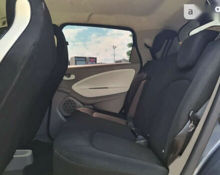 Рено Зое, об'ємом двигуна 0 л та пробігом 116 тис. км за 13499 $, фото 9 на Automoto.ua