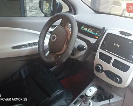 Рено Зое, об'ємом двигуна 0 л та пробігом 254 тис. км за 10500 $, фото 10 на Automoto.ua