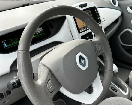 Рено Зое, объемом двигателя 0 л и пробегом 106 тыс. км за 7200 $, фото 10 на Automoto.ua