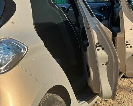 Рено Зое, об'ємом двигуна 0 л та пробігом 137 тис. км за 10100 $, фото 3 на Automoto.ua