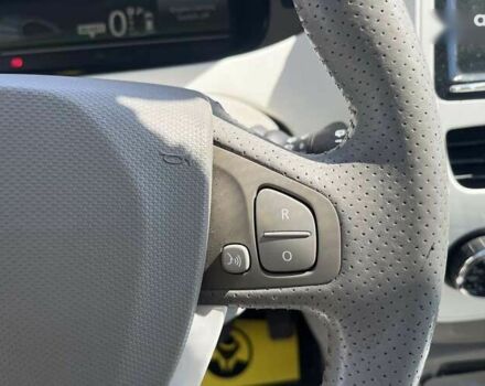 Рено Зое 2013 в Мукачево на Automoto.ua Рено Зое, объемом двигателя 0 л и пробегом 113 тыс. км за 6990 $, фото 14 на Automoto.ua