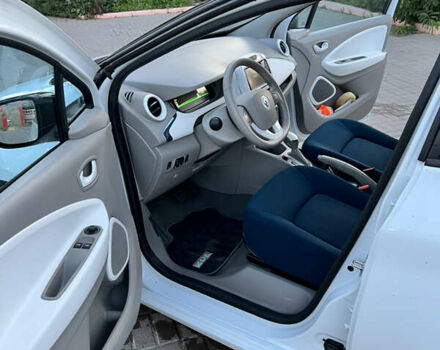 Рено Зое, объемом двигателя 0 л и пробегом 83 тыс. км за 6200 $, фото 18 на Automoto.ua