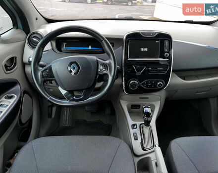 Рено Зое, объемом двигателя 0 л и пробегом 104 тыс. км за 6400 $, фото 11 на Automoto.ua
