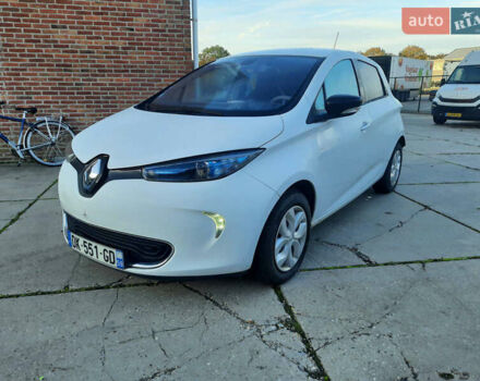 Рено Зое, объемом двигателя 0 л и пробегом 73 тыс. км за 8000 $, фото 4 на Automoto.ua
