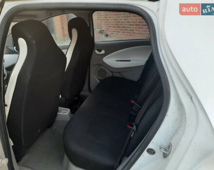Рено Зое, объемом двигателя 0 л и пробегом 73 тыс. км за 8000 $, фото 9 на Automoto.ua