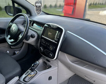 Рено Зое, объемом двигателя 0 л и пробегом 115 тыс. км за 6980 $, фото 12 на Automoto.ua