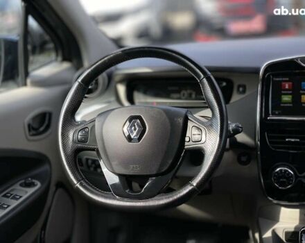 Рено Зое, объемом двигателя 0 л и пробегом 142 тыс. км за 6300 $, фото 24 на Automoto.ua