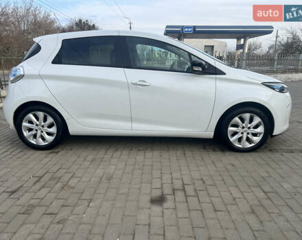 Рено Зое, об'ємом двигуна 0 л та пробігом 40 тис. км за 7300 $, фото 7 на Automoto.ua