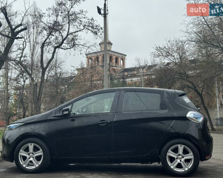 Рено Зое, объемом двигателя 0 л и пробегом 117 тыс. км за 11200 $, фото 6 на Automoto.ua