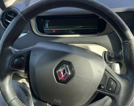 Рено Зое, объемом двигателя 0 л и пробегом 171 тыс. км за 6499 $, фото 11 на Automoto.ua