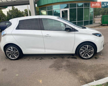 Рено Зое, объемом двигателя 0 л и пробегом 50 тыс. км за 7999 $, фото 4 на Automoto.ua