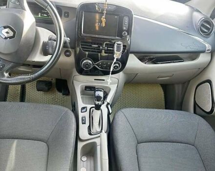 Рено Зое, об'ємом двигуна 0 л та пробігом 70 тис. км за 8000 $, фото 2 на Automoto.ua