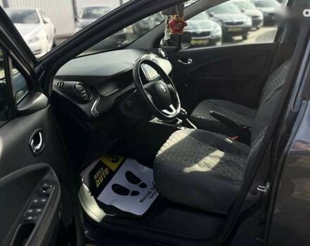 Рено Зое, объемом двигателя 0 л и пробегом 48 тыс. км за 11500 $, фото 9 на Automoto.ua