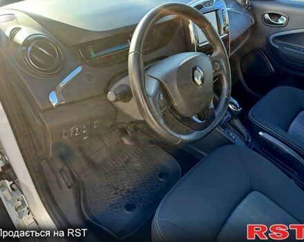 Рено Зое, объемом двигателя 65 л и пробегом 78 тыс. км за 10600 $, фото 3 на Automoto.ua
